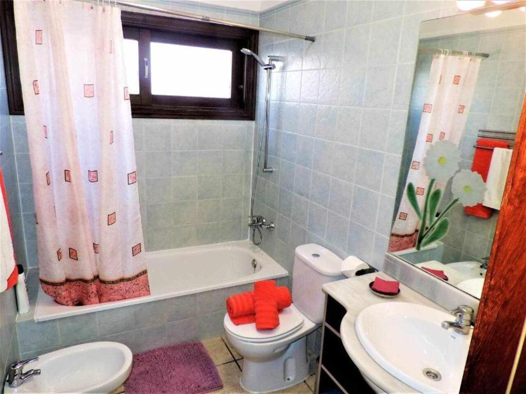 פלאיה בלנקה Villa Baroli Amplia Piscina Privada Climatizada מראה חיצוני תמונה